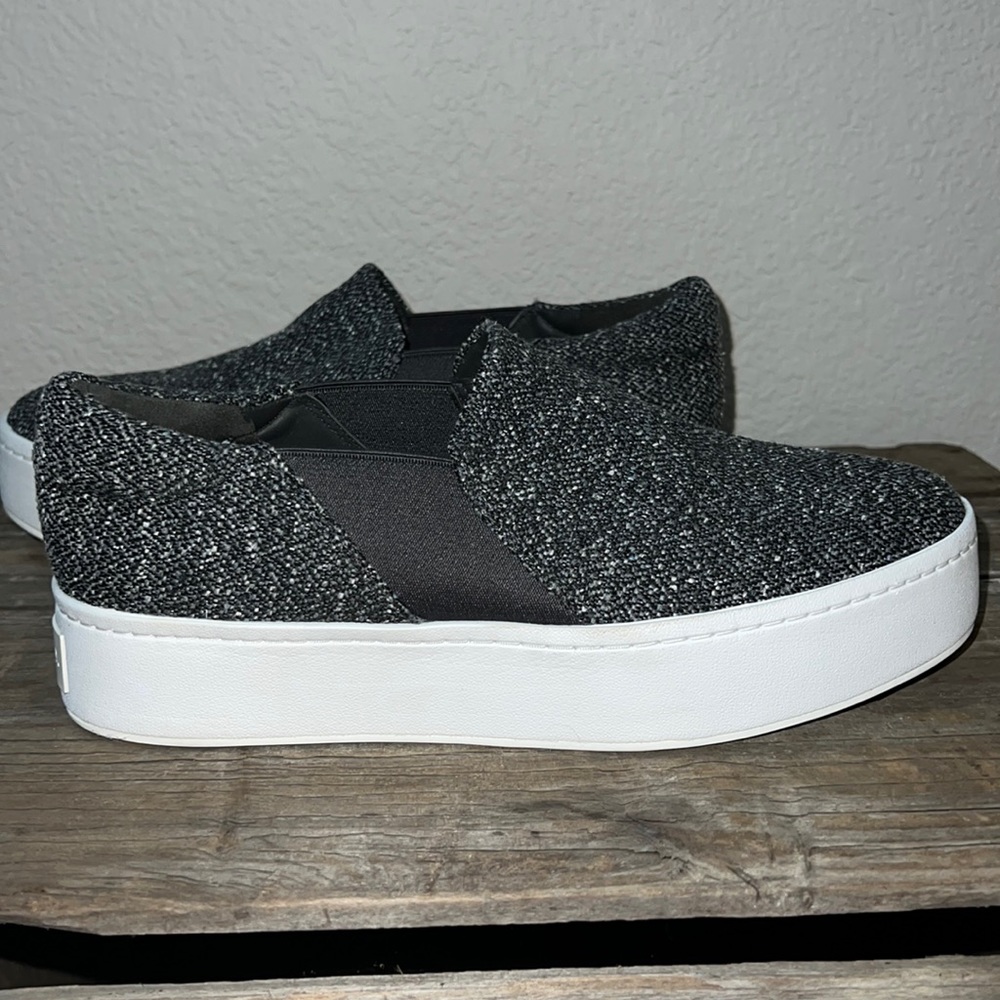 Vince Women’s Warren Platform Sneaker Size 9
